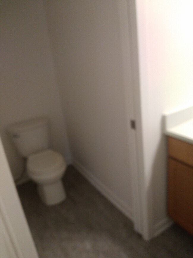 Building Photo - 2741 Hidden Dr