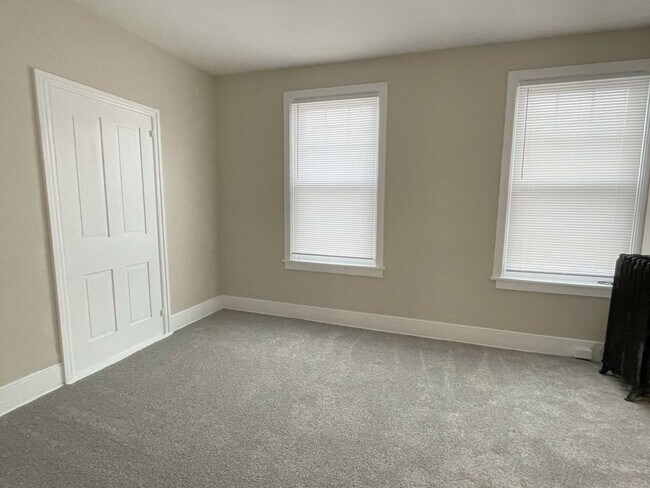 Building Photo - (SOLD) 113-115 E Main Street