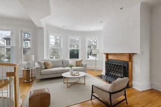 Building Photo - 114 Trowbridge St