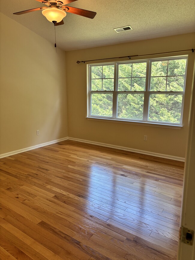 Building Photo - 39 B Jacobs Way Lane-