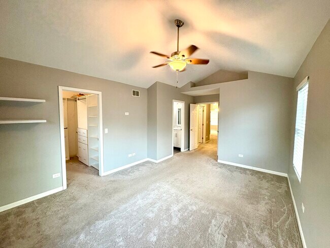 Building Photo - 3823 Petra Ct