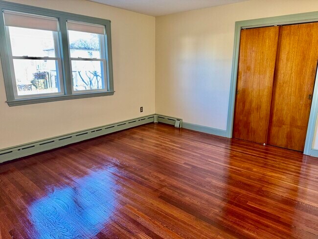 Building Photo - 56 Stafford Rd