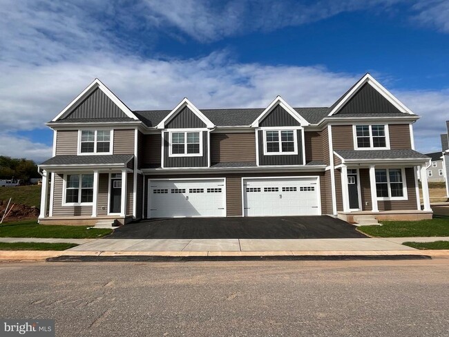 Building Photo - 14 Ringneck Cir