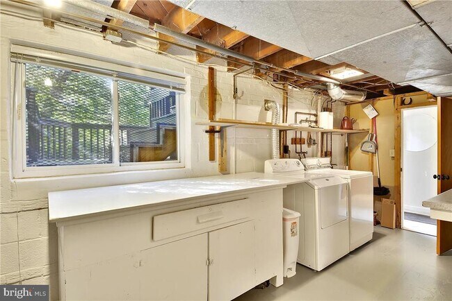 Building Photo - 5330 36th St N