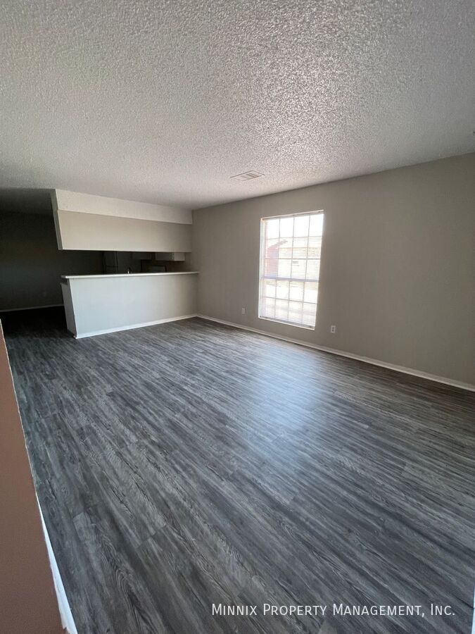 Building Photo - 3007 W Louisiana Ave