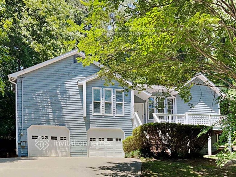 Primary Photo - 155 W Mountain Oak St