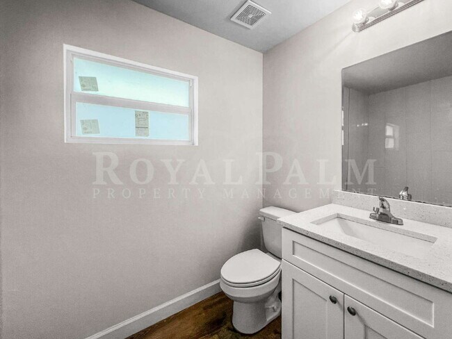 Building Photo - Spacious 3BR/2BA Duplex in Lehigh Acres & $500 Off Your First Month If You Apply by Aug 20th!