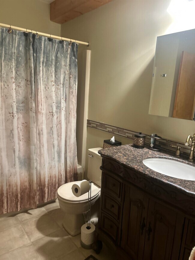 Building Photo - 145 Main St