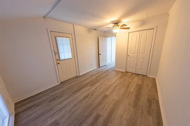 Building Photo - 836 Dent St