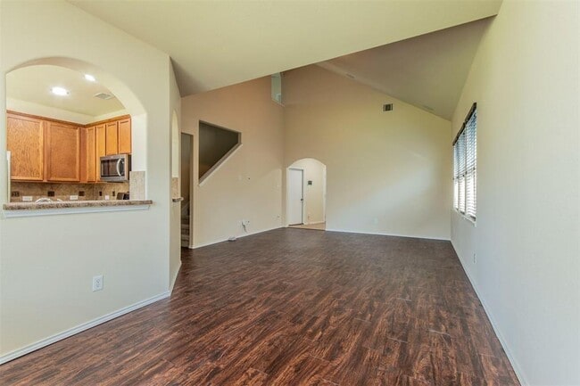 Building Photo - 12116 Pecangate Way