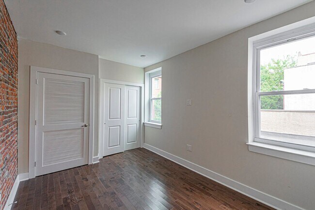 Building Photo - 2061 South St