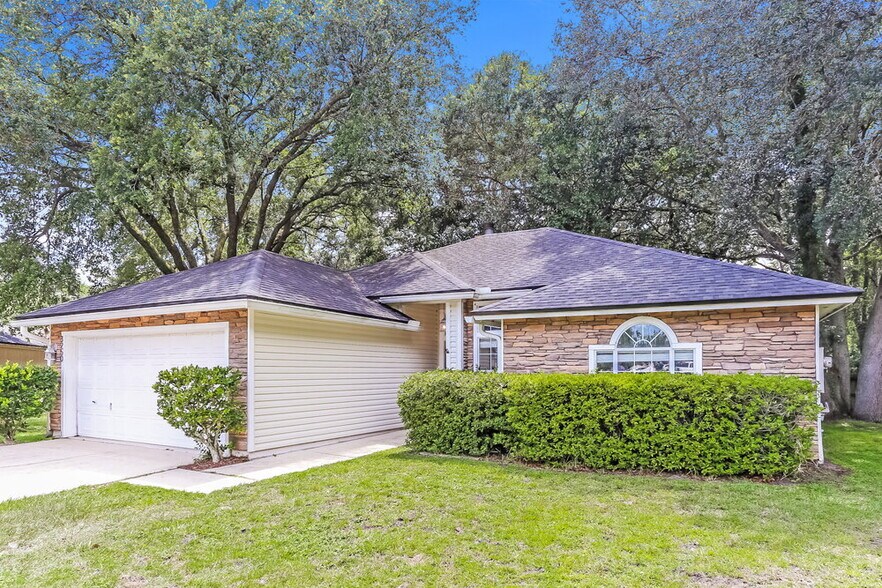 Building Photo - 3250 Guernsey Ct