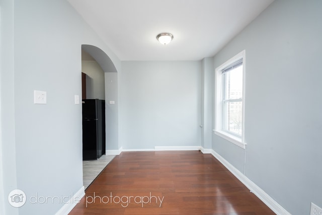 Building Photo - 6930 N Greenview Ave