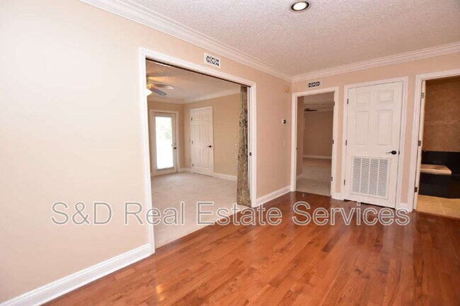 Building Photo - 4745 Highlands Pl Cir