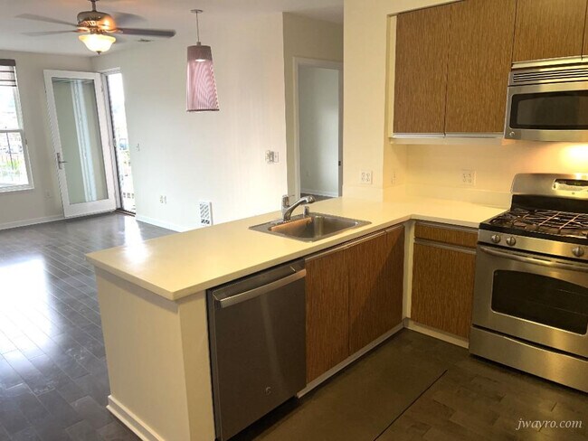 Building Photo - 5800 3rd St