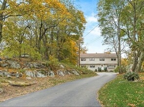 Building Photo - 38 Vine St