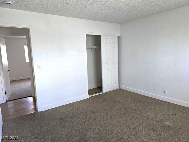 Building Photo - 1708 Cordoba Ln