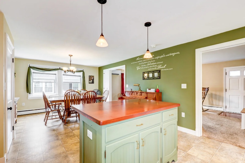 Building Photo - 306 Spring Glen Dr