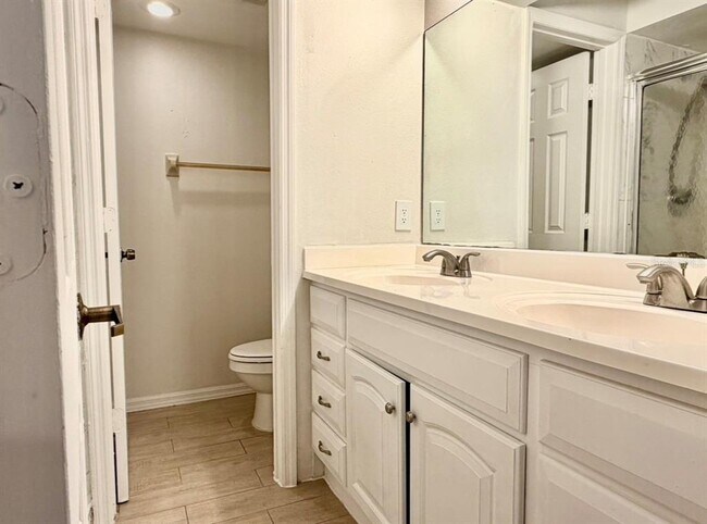Building Photo - 4607 Gate Pl