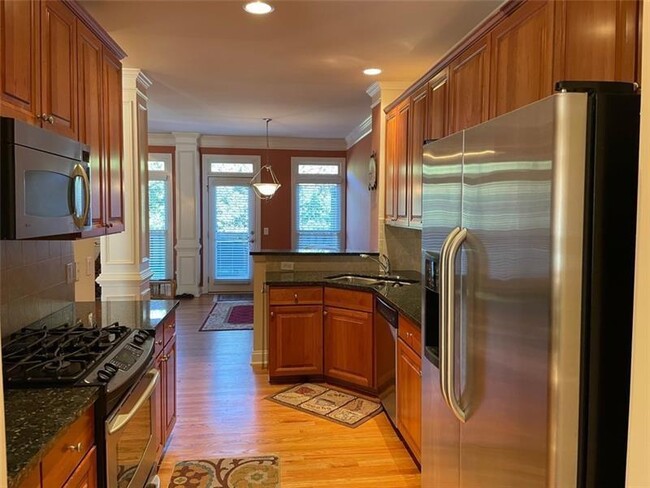 Building Photo - 2472 Oak Grove Vista