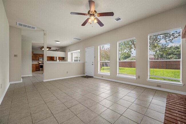 Building Photo - 4922 Moss Run Dr