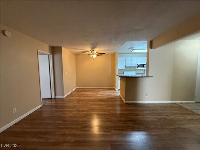Building Photo - 2200 S Fort Apache Rd