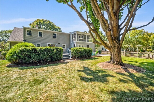 Building Photo - 747 Cheever Ave