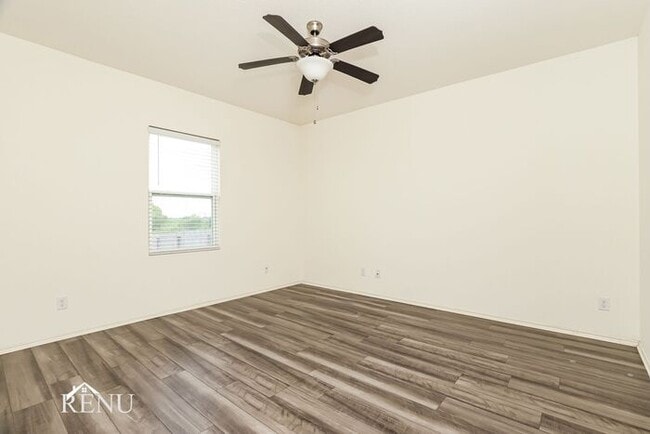 Building Photo - 5124 Firefly Hls