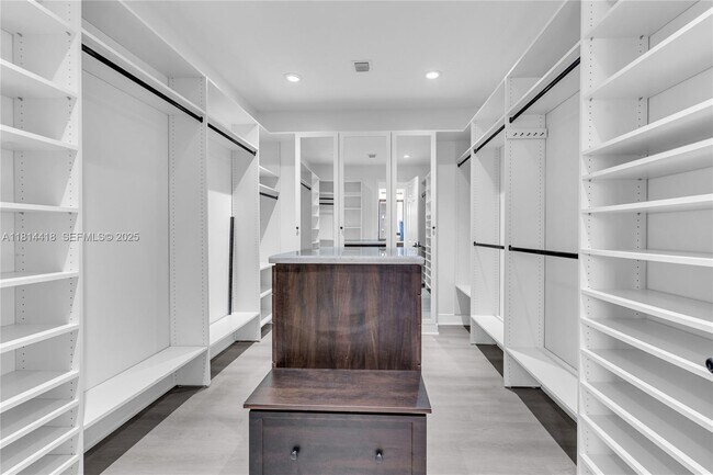 Building Photo - 3291 NW 82nd Way