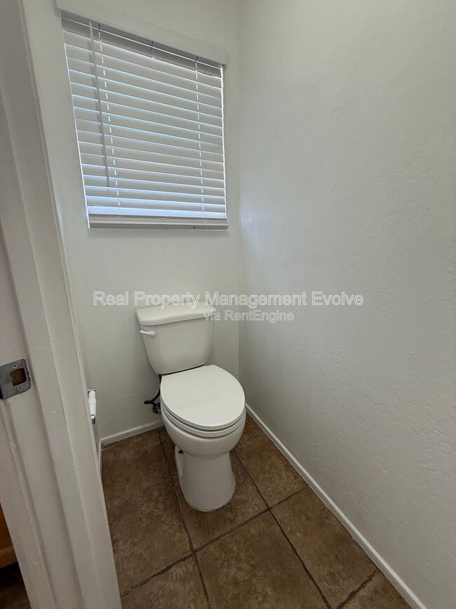 Building Photo - 9530 W Williams St