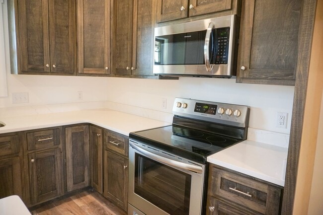 Building Photo - BRAND NEW 4 Bedroom, 2 Bath Home in Nettleton School District!