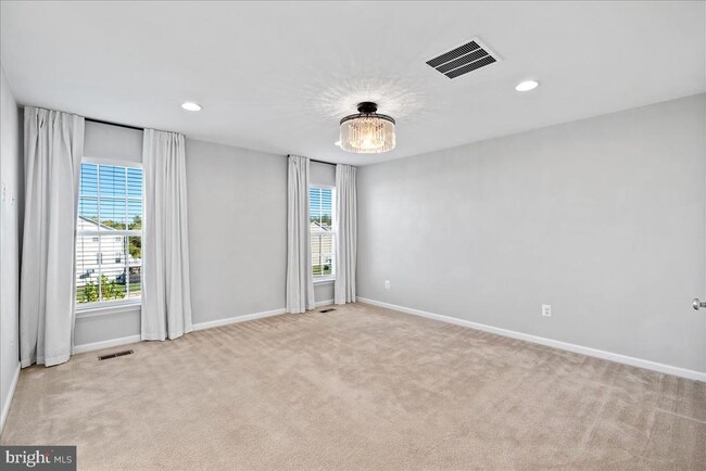 Building Photo - 8182 Broad Pl