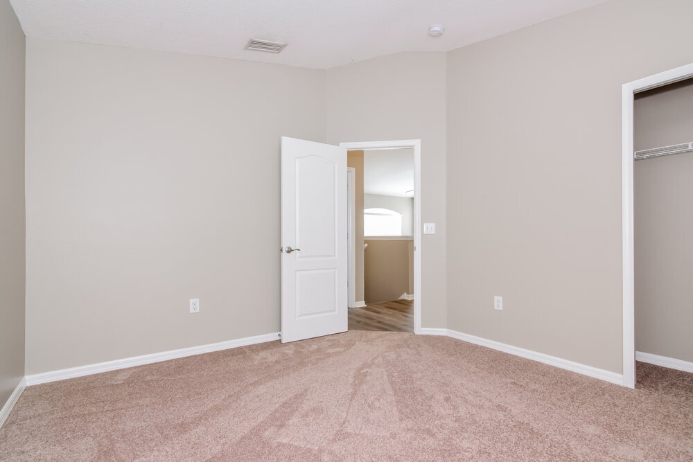 Building Photo - 758 Star Pointe Dr