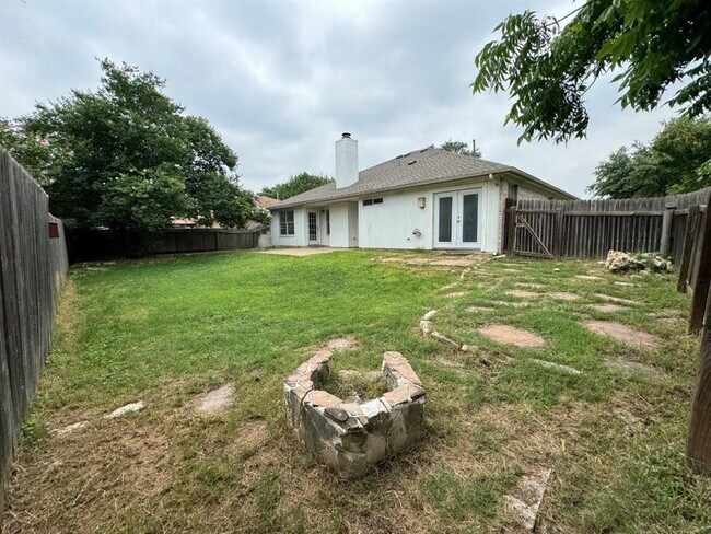 Building Photo - 1407 Ashley Dr