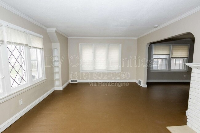 Building Photo - 3579 Riedham Rd