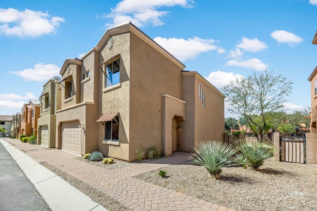 Primary Photo - Golden Ridge at RiverWalk
