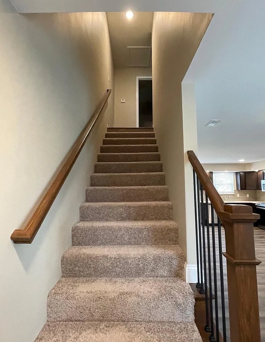 Building Photo - 225-235 Bradford Ln