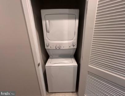 Building Photo - 4537 Briarhaven Dr