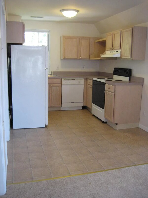Primary Photo - 149 Myrtle St