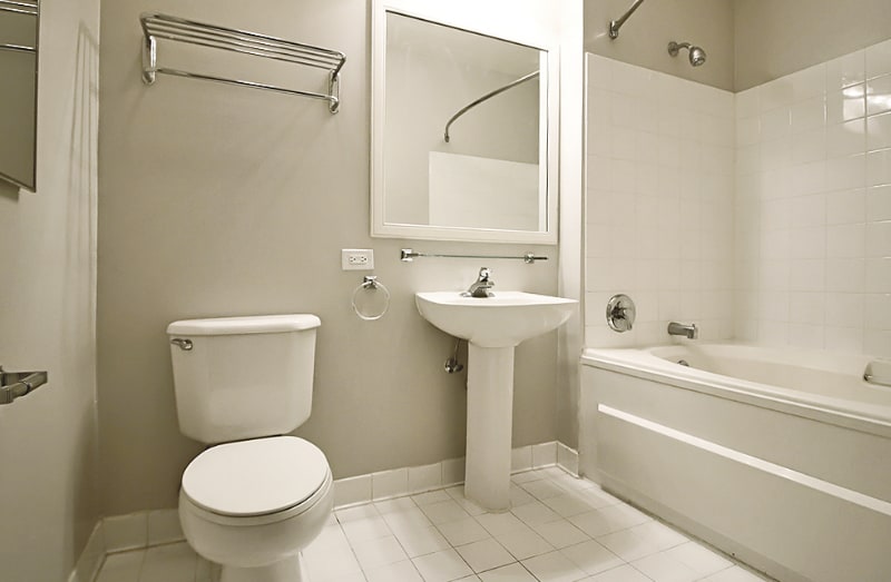 Building Photo - 339 S Dearborn St