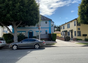 Building Photo - 10227 1/2 S 8th Ave