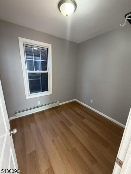 Building Photo - 458 Livingston St