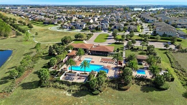 Building Photo - 16662 Wingspread Loop