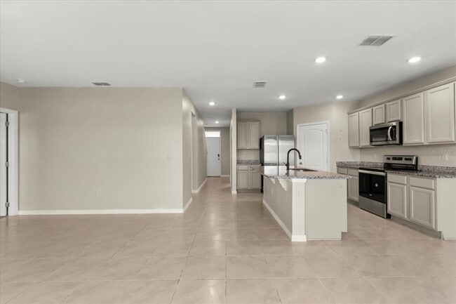 Building Photo - 5246 Mahogany Dr