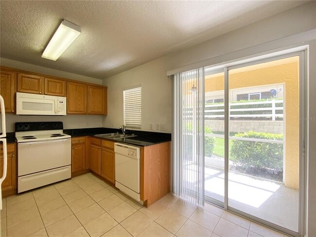 Building Photo - 253 Castlekeeper Pl