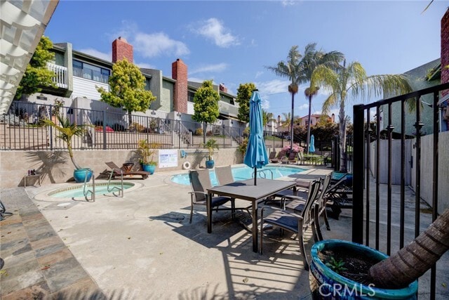 Building Photo - 1405 Goodman Ave