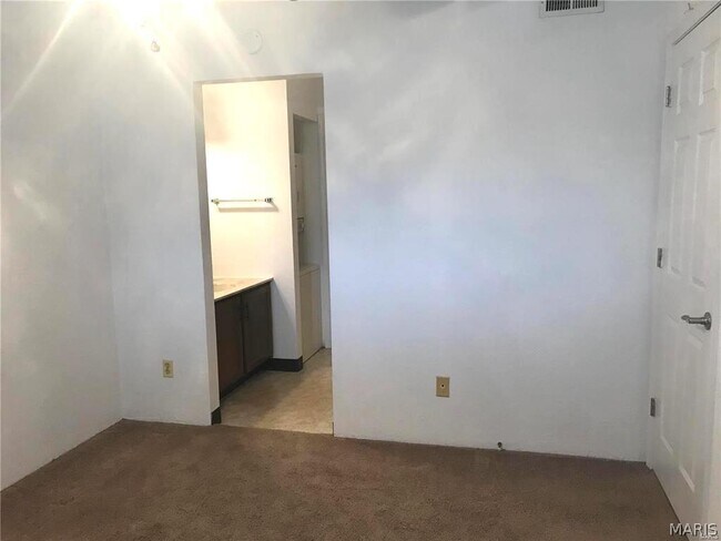 Building Photo - 110 Ashley Dr