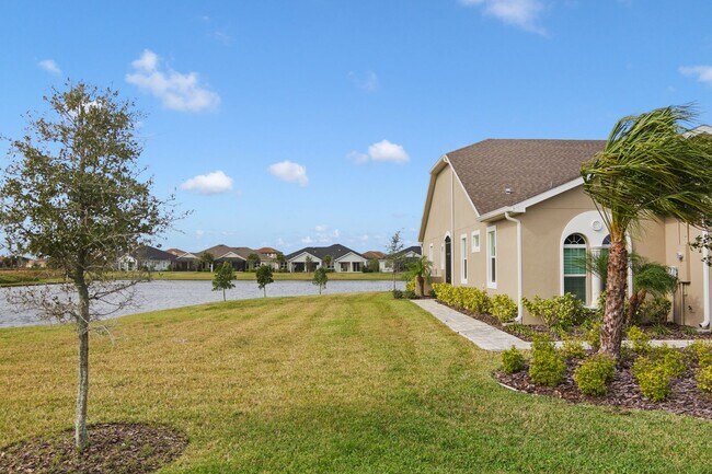 Building Photo - 8134 Loren Cove Dr