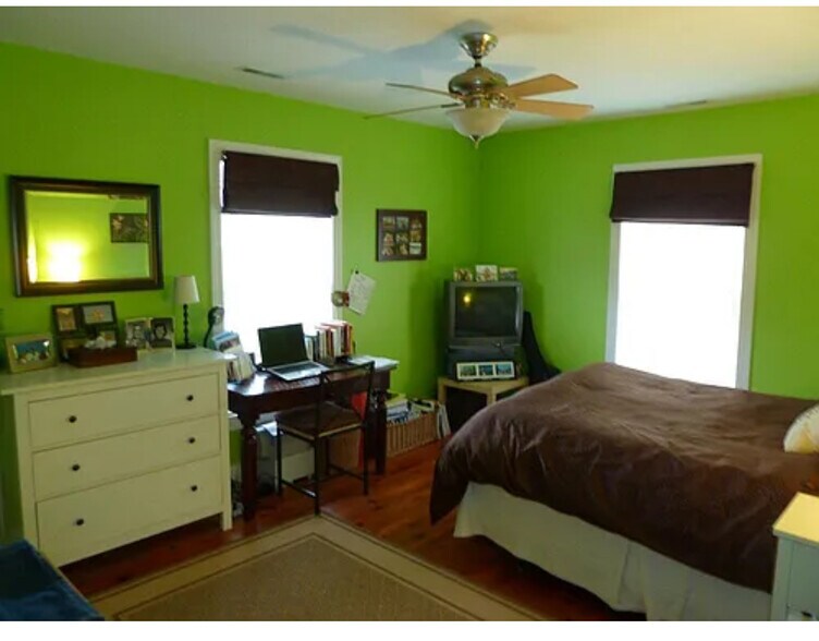 Bedroom 1 - color is now beige. - 206 N Graham St