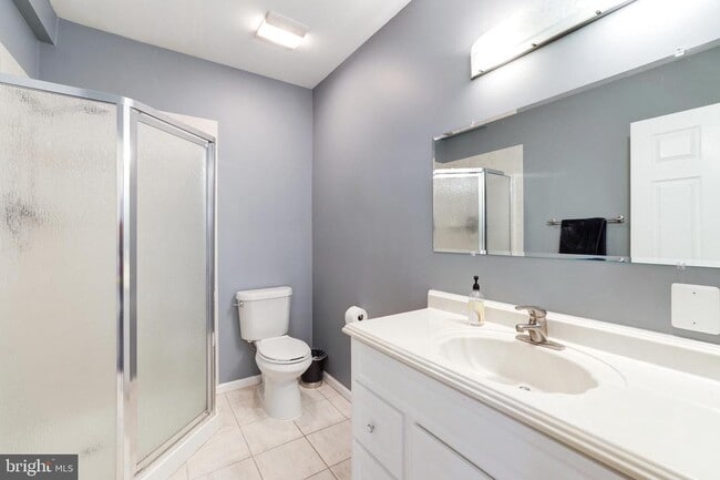 Building Photo - 43258 Meadowood Ct